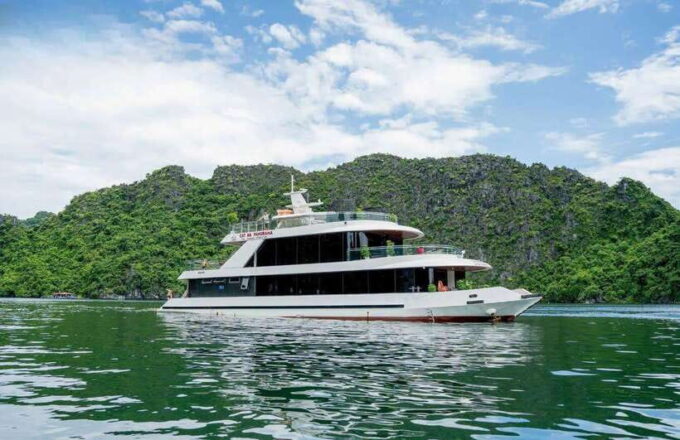 DCharme Luxury Day Cruise Discover the Stunning Lan Ha Bay - Frequently Asked Questions