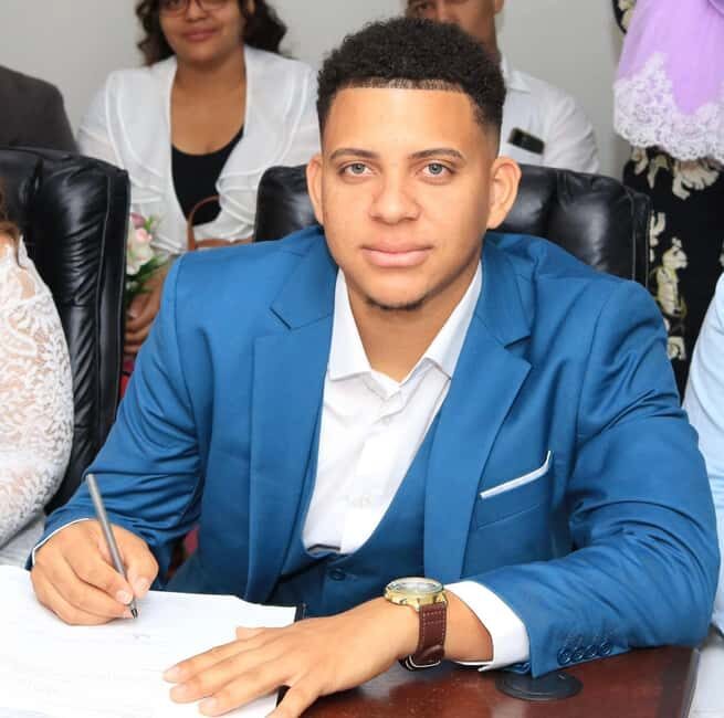 Deep Caves in Cabarete with Guided Tour and Swimming - Who Should Consider This Tour?