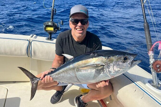 Deep sea fishing charters in Fort Lauderdale aboard 52' Hatteras - Who Will Love This Tour?