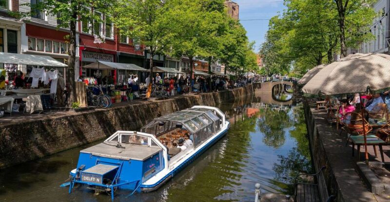 Delft: Canal Cruise With Guided Commentary - Whats Included in the Cruise