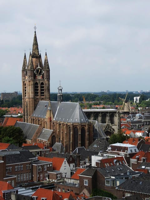 Delft - Private Historic Walking Tour - Exploring Delft’s Canals and Old Church