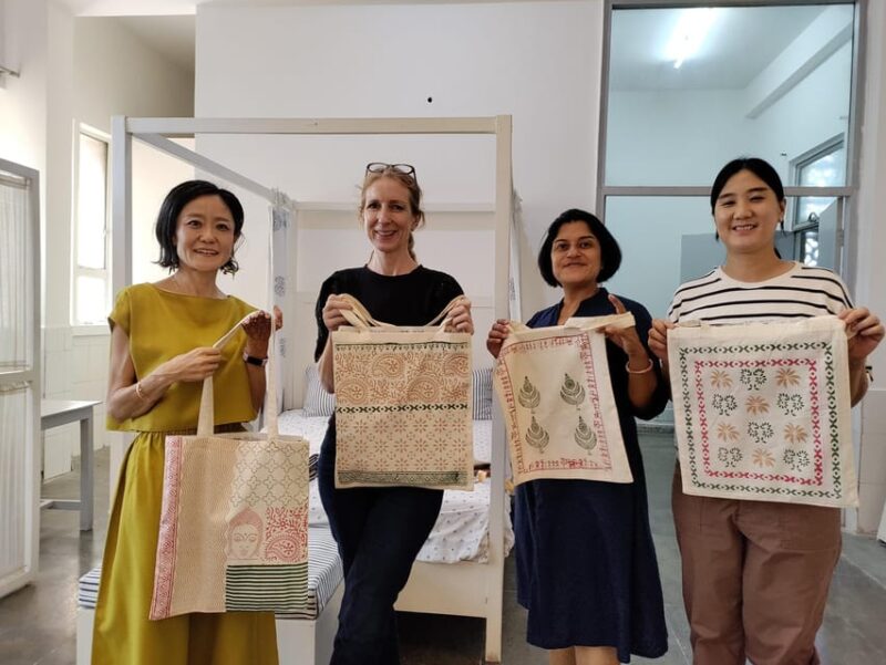 Delhi: Live Block Printing Workshop (Duration 5 Hours) - Participant Restrictions