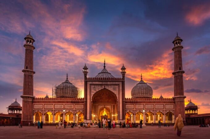Delhi: Old and New Delhi Guide Full and Half-Day Tour By Car - Booking and Cancellation Policy