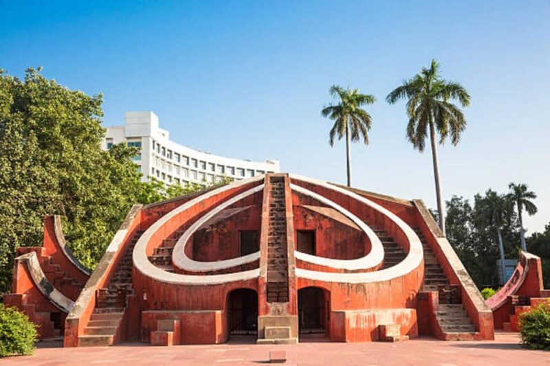 Delhi: Old and New Delhi Guided Full or Half-Day Tour - Old Delhi Itinerary Highlights