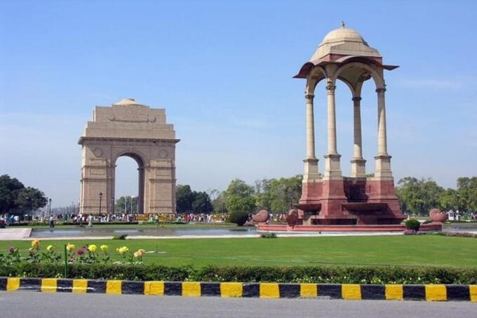 Delhi: Old and New Delhi Guided Full or Half-Day Tour - Tour Features and Inclusions