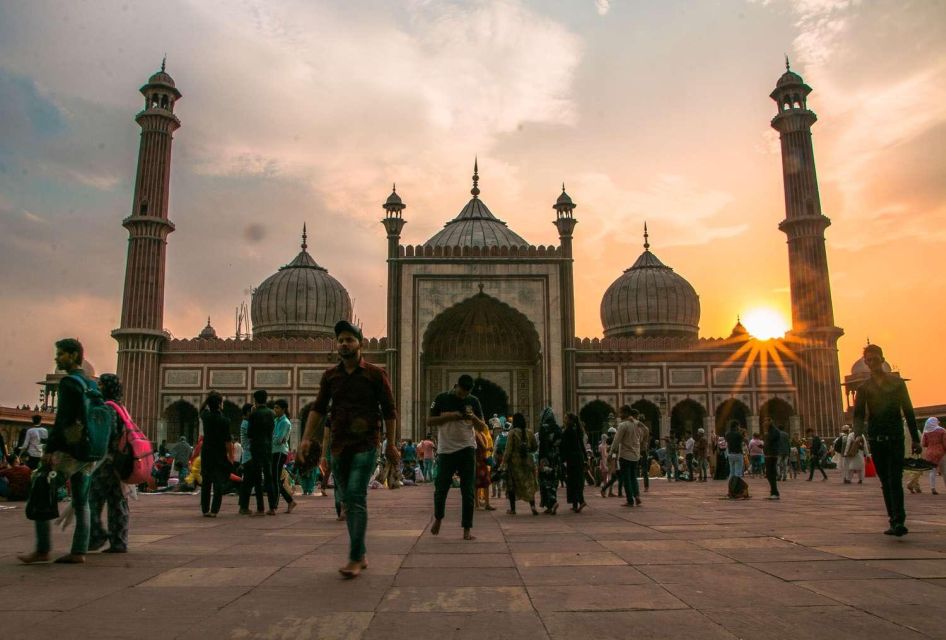 Delhi: Old and New Delhi Guided Full or Half-Day Tour - Tips for Travelers