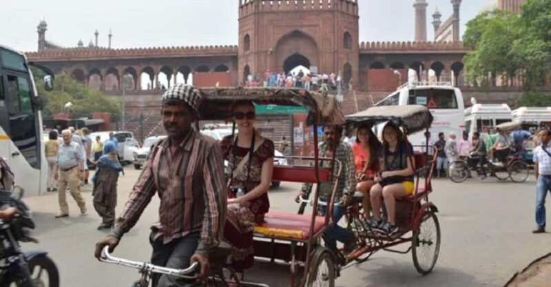 Delhi: Old and New Delhi Private Guided City Tour - Tour Highlights