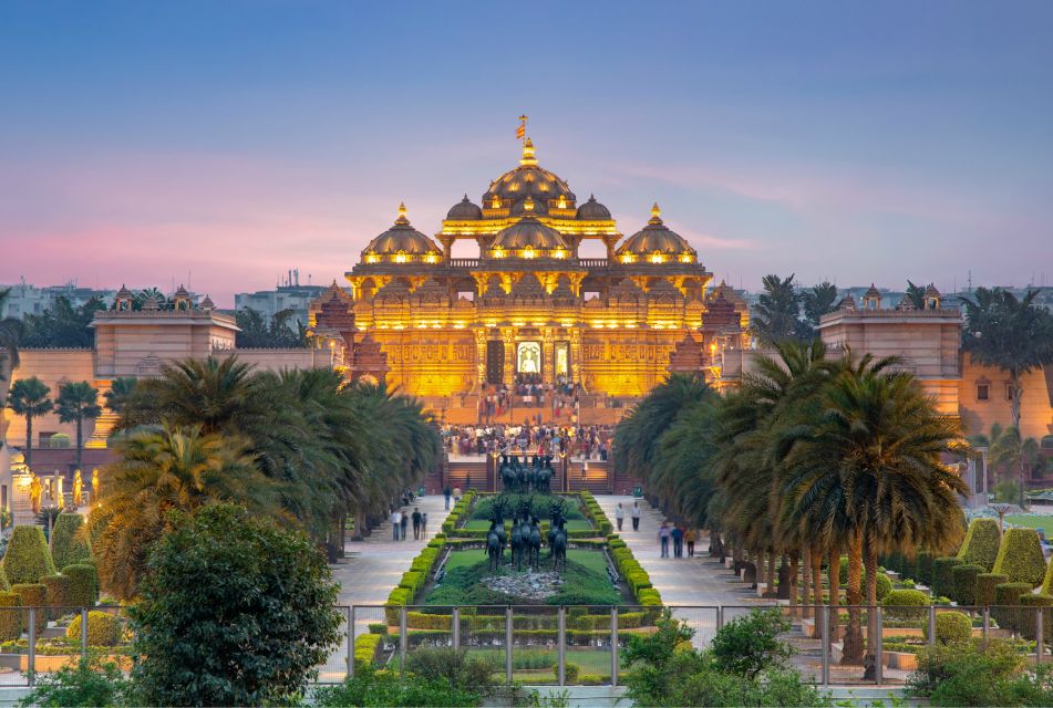 Delhi: Old and New Delhi Private Guided City Tour - Itinerary Highlights