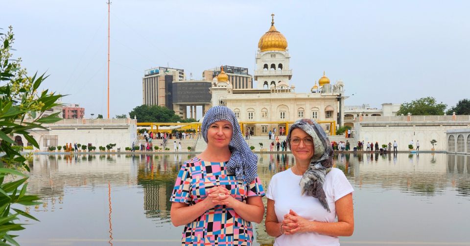 Delhi: Old and New Delhi Private Guided City Tour - Old Delhi Experience