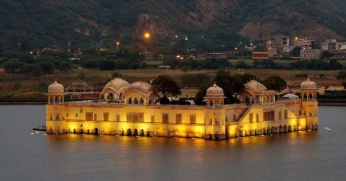 Delhi: Private Same Day Jaipur Tour With Pickup & Drop. - Accessibility Features