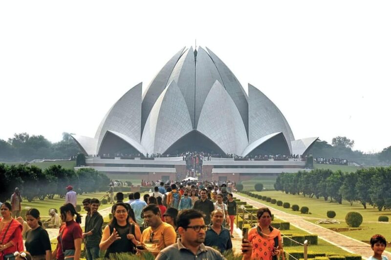 Delhi: Private Temples and Spirituals Sites Tour in 5 Hours - Good To Know