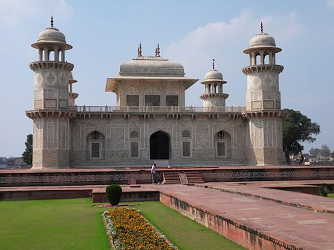 Delhi: Same Day Taj Mahal, Agra Fort & Baby Taj Tour By Car - Travel Tips