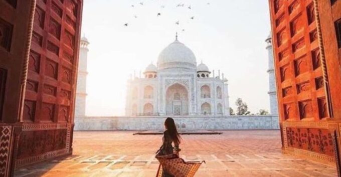 Delhi to Agra: One-Day Cultural Immersion - Tour Guide and Additional Fees