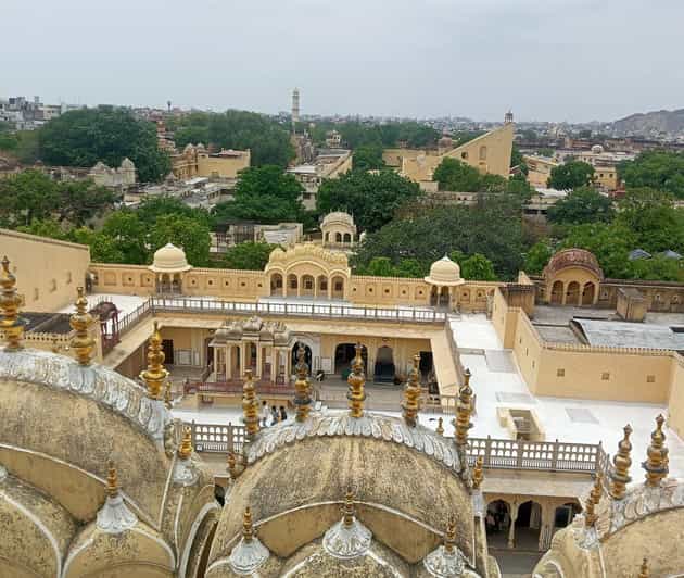 Delhi to Jaipur: Full-Day Sightseeing - Key Attractions