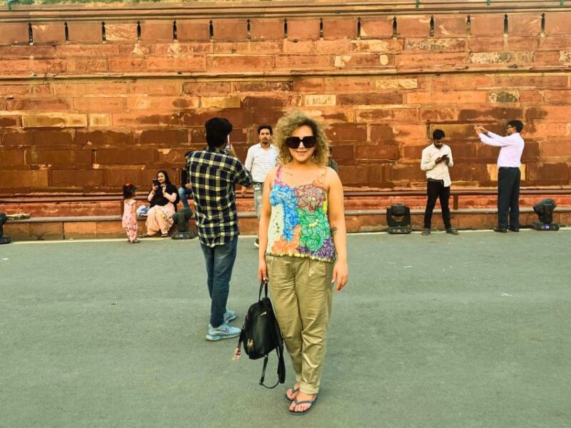 Delhi Walking Tour With Local Snacks - Exploring Historic Landmarks