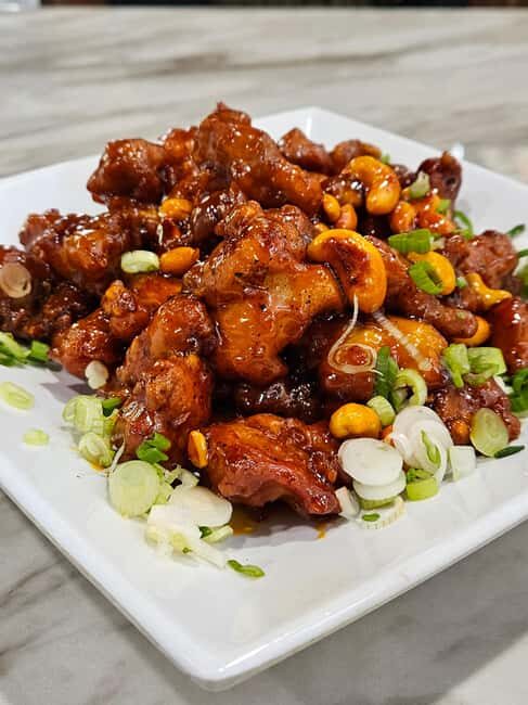 Delicious in Detroit Food Tour - A Closer Look at the Delicious in Detroit Food Tour