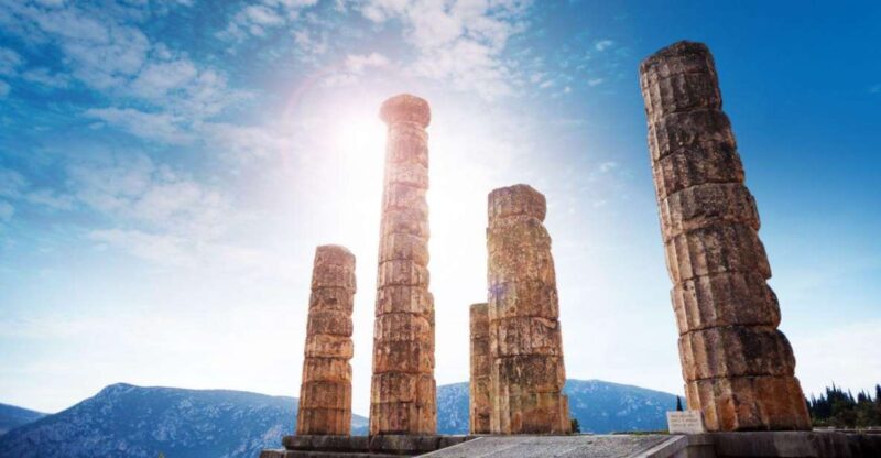 Delphi and Monastery of Hosios Loukas Family Day Tour - Itinerary Highlights