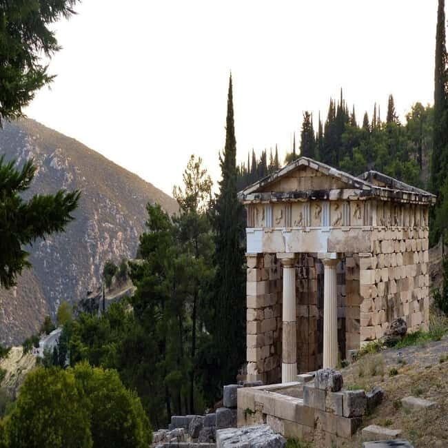 Delphi And Thermopylae Private Full-Day Tour From Athens - The Sum Up