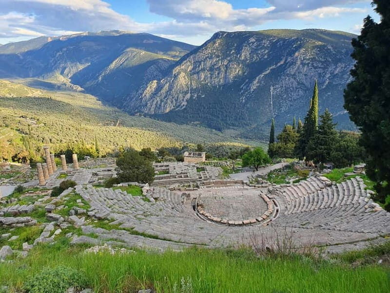 Delphi full Day tour, Osios Loukas and Arachova - Who Should Consider This Tour?