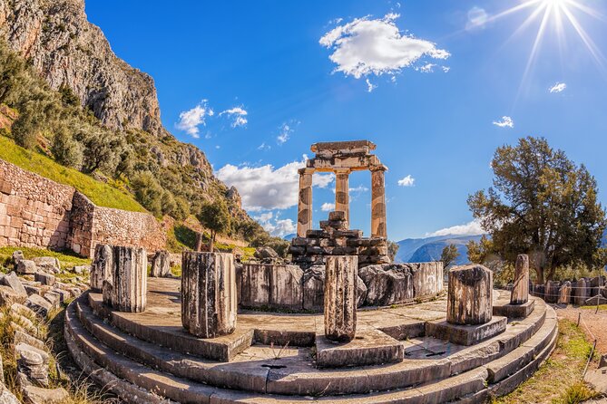 Delphi Full Day V.R Audio Guided Tour With Entry Ticket - Inclusions and Amenities