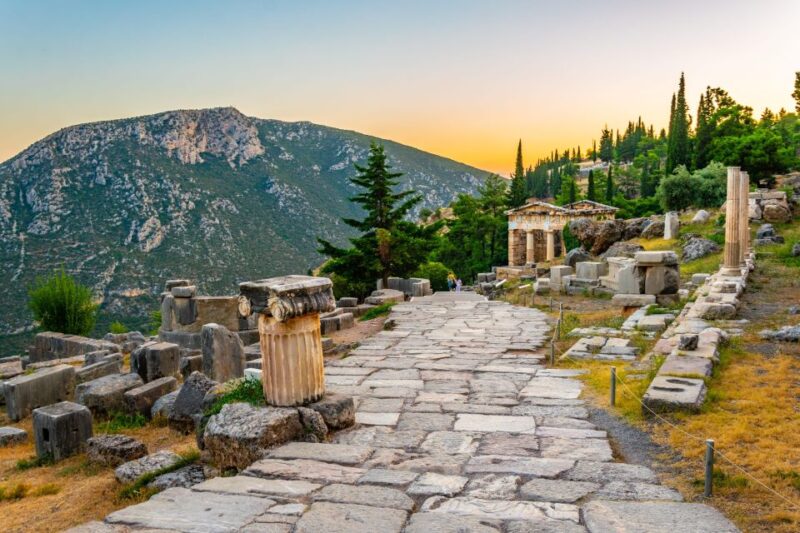 Delphi In 8-H Brilliant Private Shore Excursion - Itinerary Highlights