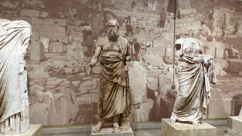Delphi Navel Of Earth Hosios Loukas Full Day Private Tour - Inclusions and Exclusions