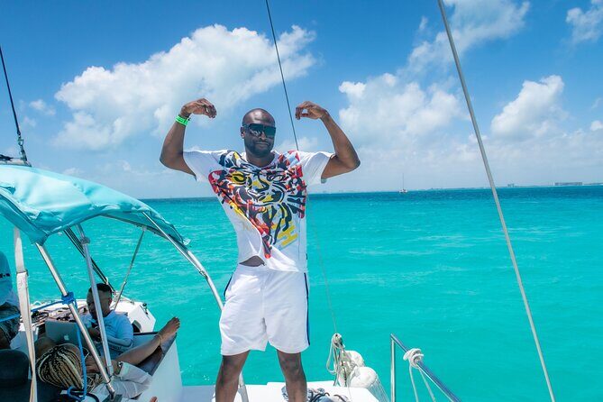 Deluxe Catamaran Tour to Isla Mujeres, Drinks, Snorkeling, Buffet - What’s the Experience Like?