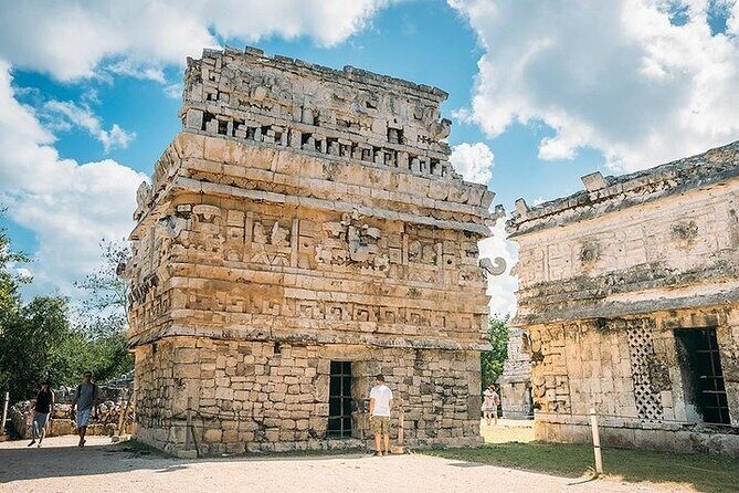 Deluxe Chichen Itza Ruins! 2 Cenotes and Valladolid + Transportation From Cancun - Is This Tour Right for You?