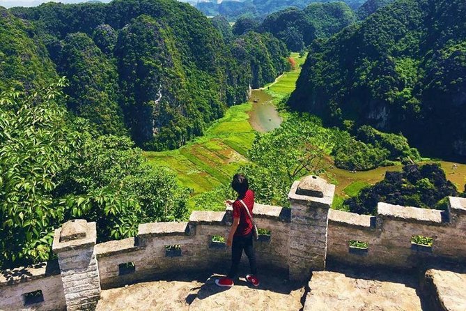 Deluxe Hoa Lu Trang An Mua Cave Small Group - Cruising, Biking,Hiking, Limousine - Meeting and Pickup