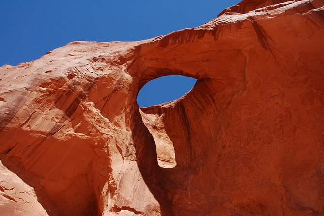 Deluxe Tour of Monument Valley 4:00pm - What to Bring