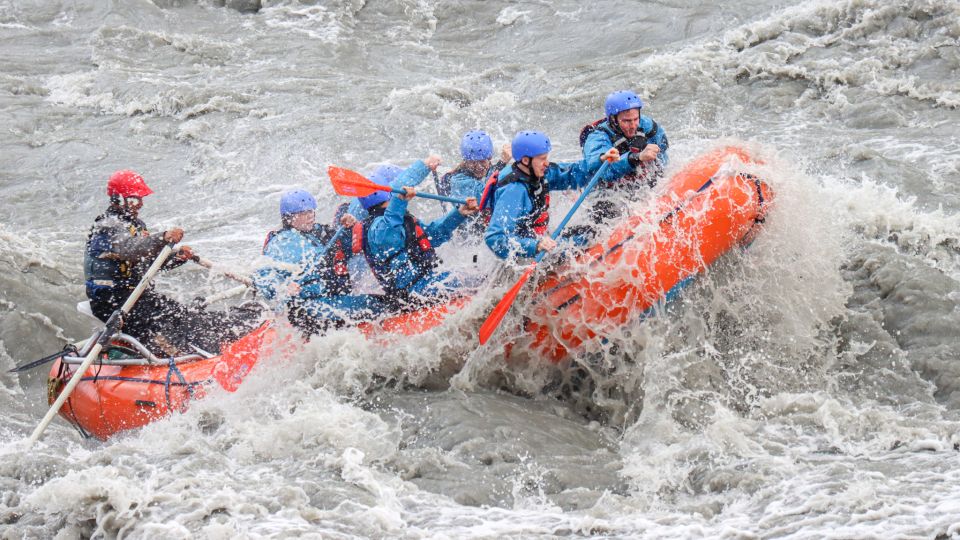 Denali, Alaska: Canyon Wave Raft Class III-IV Paddle/Oar - What to Expect