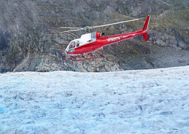Denali National Park: Helicopter Ride over the Alaska Range - An In-Depth Look at the Experience