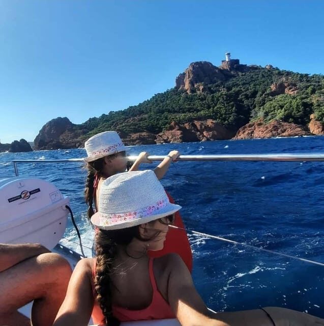 Denia: Cova Tallada Catamaran Tour and Swimming Stop - Authenticity and Overall Value