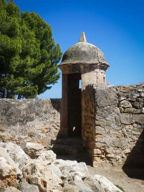 Denia - Old Town Private Walking Tour - Exploring the 9th-Century Dénia Walls