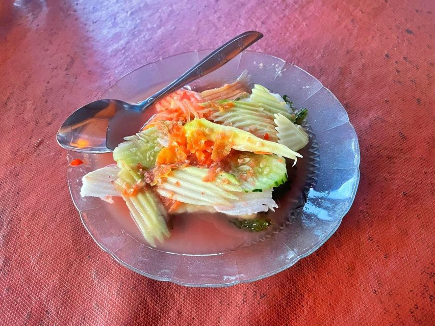 Denpasar: Bali Night Walking and Food Tour - Savoring Local Delicacies