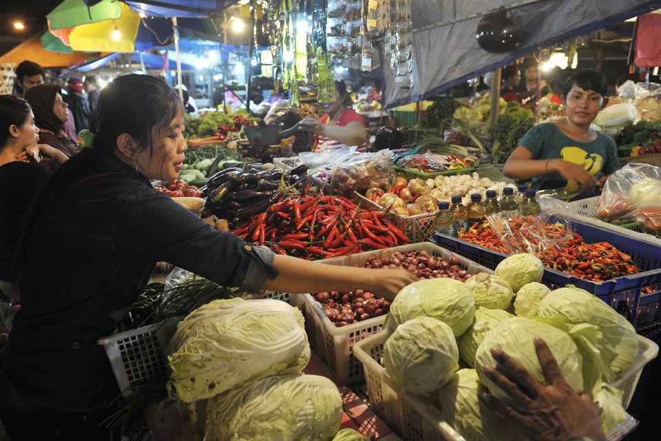 Denpasar: Night Street Food Walking Tour - Immersive Local Experiences