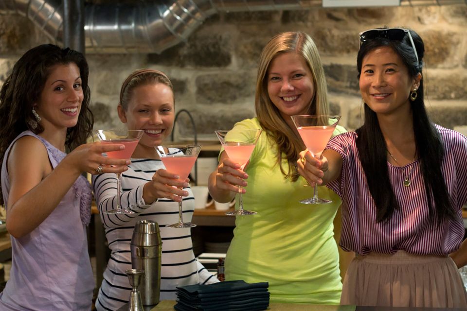 Denver: Discover Cocktail Culture and History - Sip on Handcrafted Cocktails