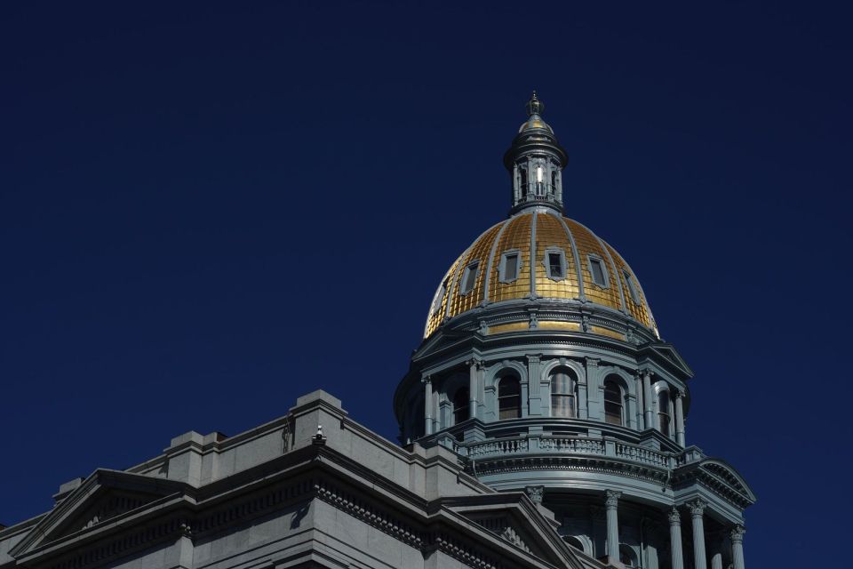 Denver's Downtown: Past and Present In-App Audio Tour (ENG) - Admiring State Capitol Building