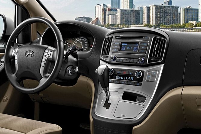 Departure by Minivan From San Jose City to San Jose Airport SJO - Vehicle Specifications