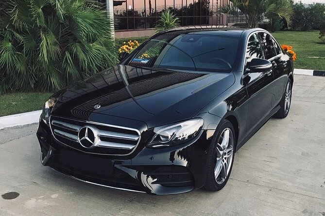 Departure Private Transfer: Niagara Falls to Toronto Airport YYZ in Business Car - Pickup and Drop-off Details