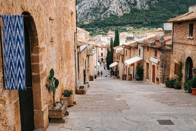 Departure Private Transfers : Palma to Mallorca Airport PMI in Business Car - Cancellation and Modifications