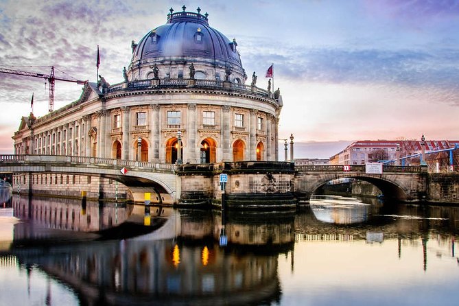 Departure Transfer: Berlin to Berlin Airport BER in Luxury Van - Cancellation Policy