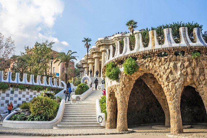 Departure Transfer From Barcelona to Airport BCN in Private Car/Van - Pickup and Drop-off