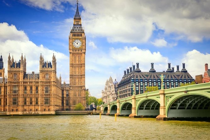 Departure Transfer: London Hotels to London Train Stations - Premium Vehicle Options