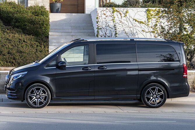 Departure Transfer: London to Southampton Port by Luxury Van - Key Points