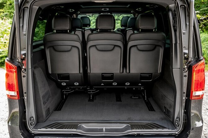 Departure Transfer to Palma De Mallorca Airport PMI by Van - Luggage Policy