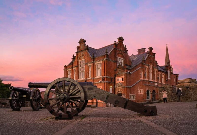 Derry/Londonderry: Attractions Pass - Derry/Londonderry: Attractions Pass – A Practical Guide for Visitors