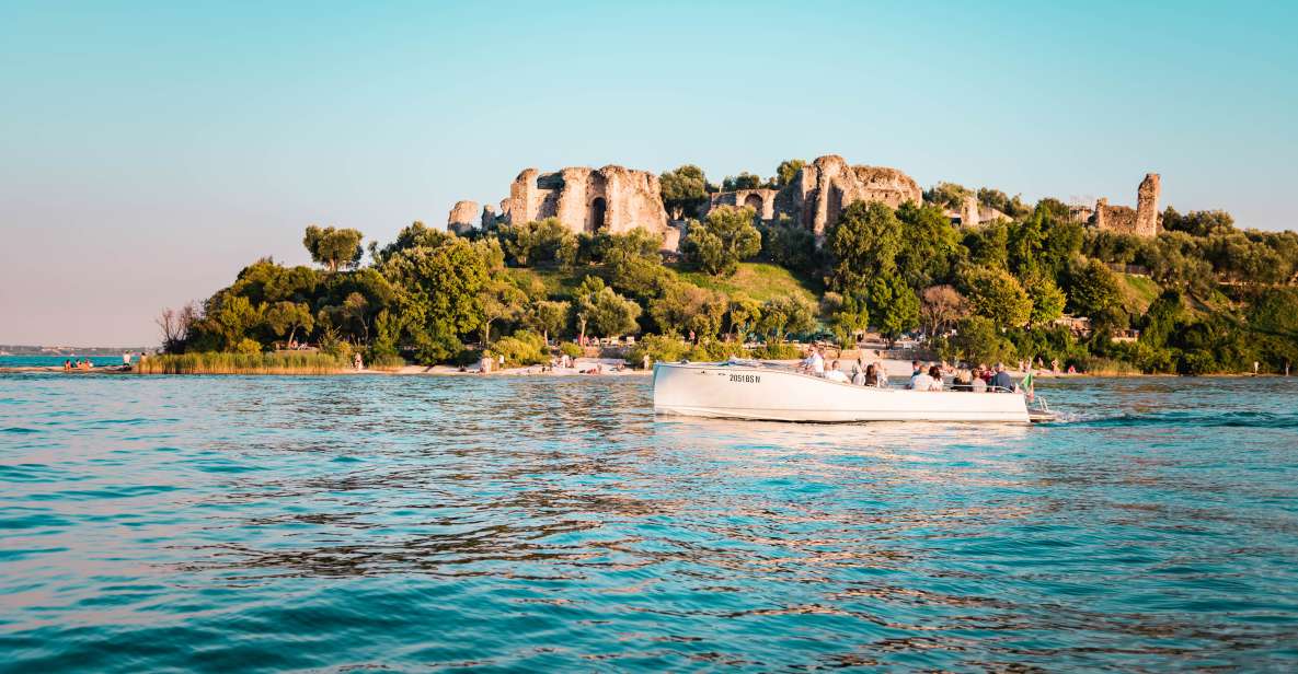 Desenzano Del Garda: Sunset Boat Trip at Sunset With Drink - Highlights of the Experience