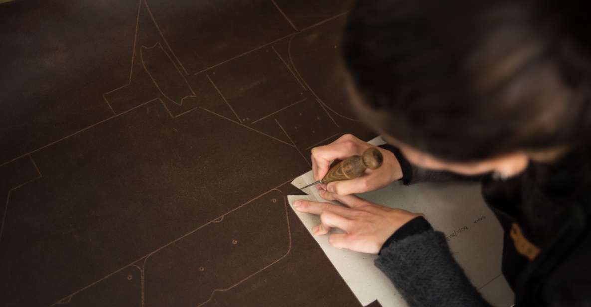 Design and Craft With Leather in Palermo - Handmade Leather Accessories