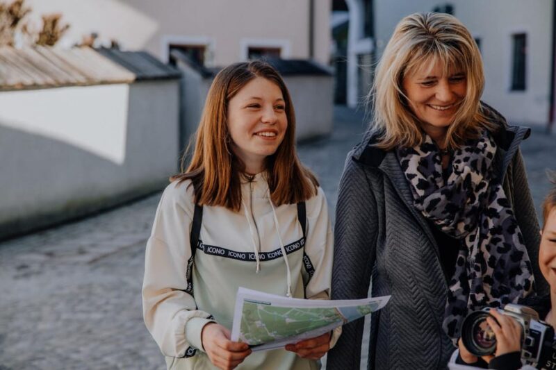 Detective Trail Innsbruck: 2.5 Hours of Puzzle Fun for Families - Puzzle Format and Accessibility